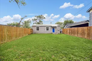 4502 Hain St, Houston, TX 77009 - Photo 12