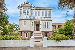 1818 Broadway St, Galveston, TX 77550 - Photo 1