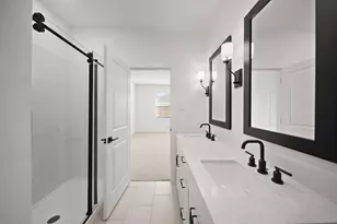 8438 Bay Oaks Dr, Baytown, TX 77523 - Photo 12