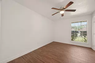 10730 Sagewind Dr, Houston, TX 77089 - Photo 18