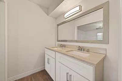 10730 Sagewind Drive, Houston, TX 77089 - Photo 32