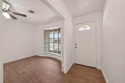 10730 Sagewind Drive, Houston, TX 77089 - Photo 6