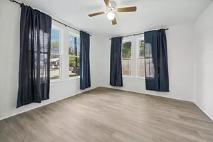 315 Jones St, Columbus, TX 78934 - Photo 14