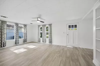 315 Jones Street, Columbus, TX 78934 - Photo 4
