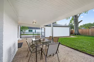 831 Merrick Dr, Sugar Land, TX 77478 - Photo 36