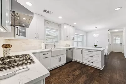 831 Merrick Drive, Sugar Land, TX 77478 - Photo 10