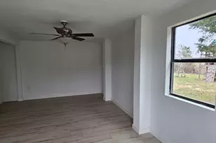 2786 Old Columbus Rd N, Sealy, TX 77474 - Photo 8