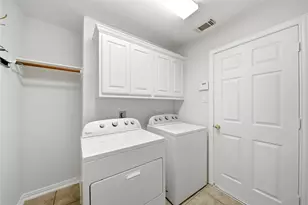 5531 Cranston Ct, Sugar Land, TX 77479 - Photo 12