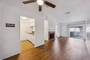 768 Memorial Mews St, Houston, TX 77079 - Photo 2