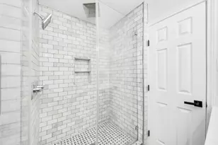 6015 McKnight St, Houston, TX 77035 - Photo 4
