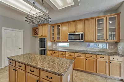 6610 Glenhill Drive, Spring, TX 77389 - Photo 14