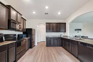 15311 Crescent Brookfield Dr, Humble, TX 77396 - Photo 6