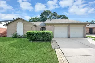 4219 Stonehenge Trail, Houston, TX 77066 - Photo 2