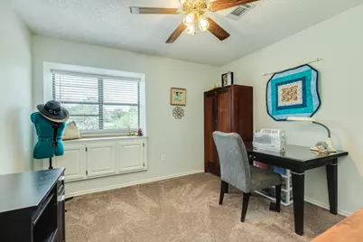 41 Robinhood Lane, Clute, TX 77531 - Photo 32