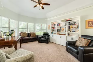 41 Robinhood Ln, Clute, TX 77531 - Photo 16