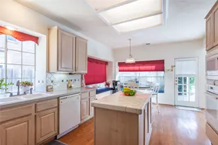 14115 Heatherhill Pl, Houston, TX 77077 - Photo 16