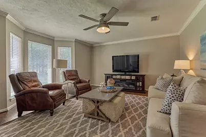 8 Wind River Court, Conroe, TX 77384 - Photo 6