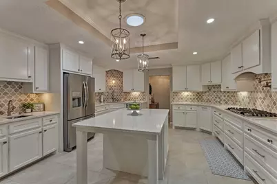 8 Wind River Court, Conroe, TX 77384 - Photo 10