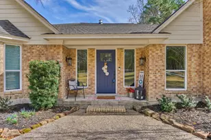 8 Wind River Ct, Conroe, TX 77384 - Photo 4