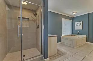 8 Wind River Ct, Conroe, TX 77384 - Photo 16