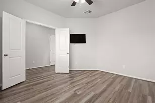 2514 Arbor Edge Crossing, Texas City, TX 77568 - Photo 18