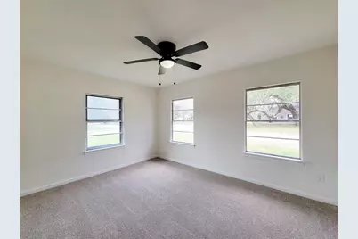 301 Cypress Street, Lake Jackson, TX 77566 - Photo 24