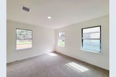 301 Cypress Street, Lake Jackson, TX 77566 - Photo 22