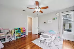 4614 Park Dr, Houston, TX 77023 - Photo 16