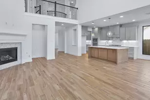 18818 Cornelia Flds Ln, Tomball, TX 77377 - Photo 2