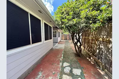 4122 Meadowgold Lane, Houston, TX 77345 - Photo 18