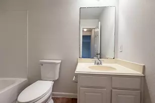 2646 Skyview Trace Ct, Houston, TX 77047 - Photo 8