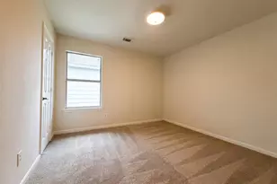 2646 Skyview Trace Ct, Houston, TX 77047 - Photo 12