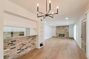 2101 Fountain View Dr, Houston, TX 77057 - Photo 6