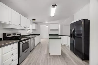 16330 Hill Country Court, Conroe, TX 77302 - Photo 8