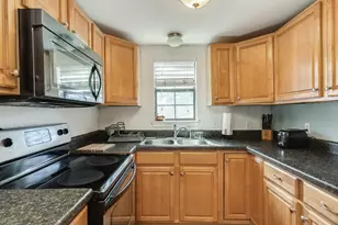 640 Whitten St, Clute, TX 77531 - Photo 26