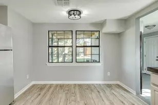 640 Whitten St, Clute, TX 77531 - Photo 10