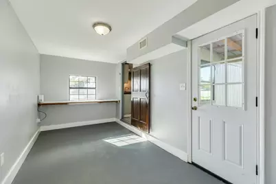 640 Whitten Street, Clute, TX 77531 - Photo 12