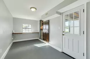 640 Whitten St, Clute, TX 77531 - Photo 12