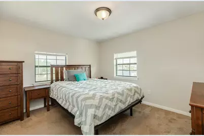 640 Whitten Street, Clute, TX 77531 - Photo 28