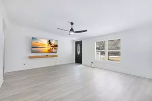 21510 Spring Creek Cir E, Humble, TX 77338 - Photo 2