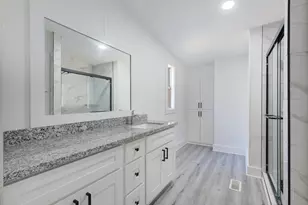 21510 Spring Creek Cir E, Humble, TX 77338 - Photo 10