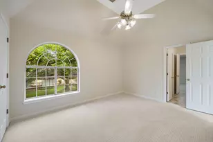 4900 Cedar St, Bellaire, TX 77401 - Photo 28