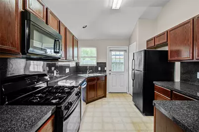4226 Richmeadow Drive, Houston, TX 77048 - Photo 12