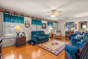 1904 Amy Dr, Baytown, TX 77520 - Photo 6