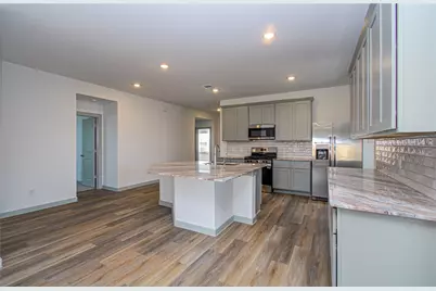 13922 Bay Crest, Texas City, TX 77539 - Photo 14