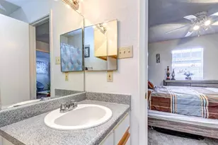 6041 N Winsome Ln, Houston, TX 77057 - Photo 10