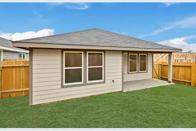 13038 Sorrento Bay Drive, Willis, TX 77318 - Photo 10