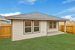 13038 Sorrento Bay Dr, Willis, TX 77318 - Photo 10