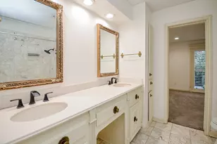 44 Bayou Pointe Dr, Houston, TX 77063 - Photo 28