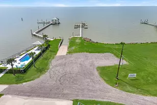 510 Flamingo Dr, Smith Point, TX 77514 - Photo 42